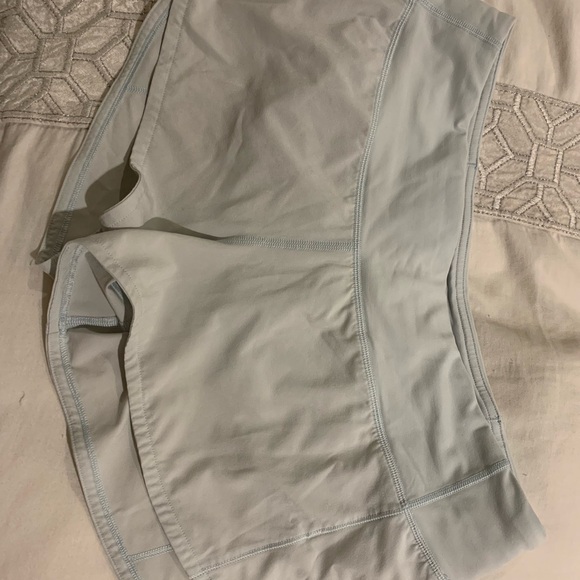 Lululemon speed up short size 6 color ocean air - Picture 2 of 4